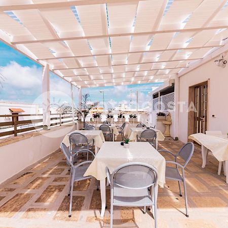 Lory'S House Hotel Porto Cesareo Exterior photo