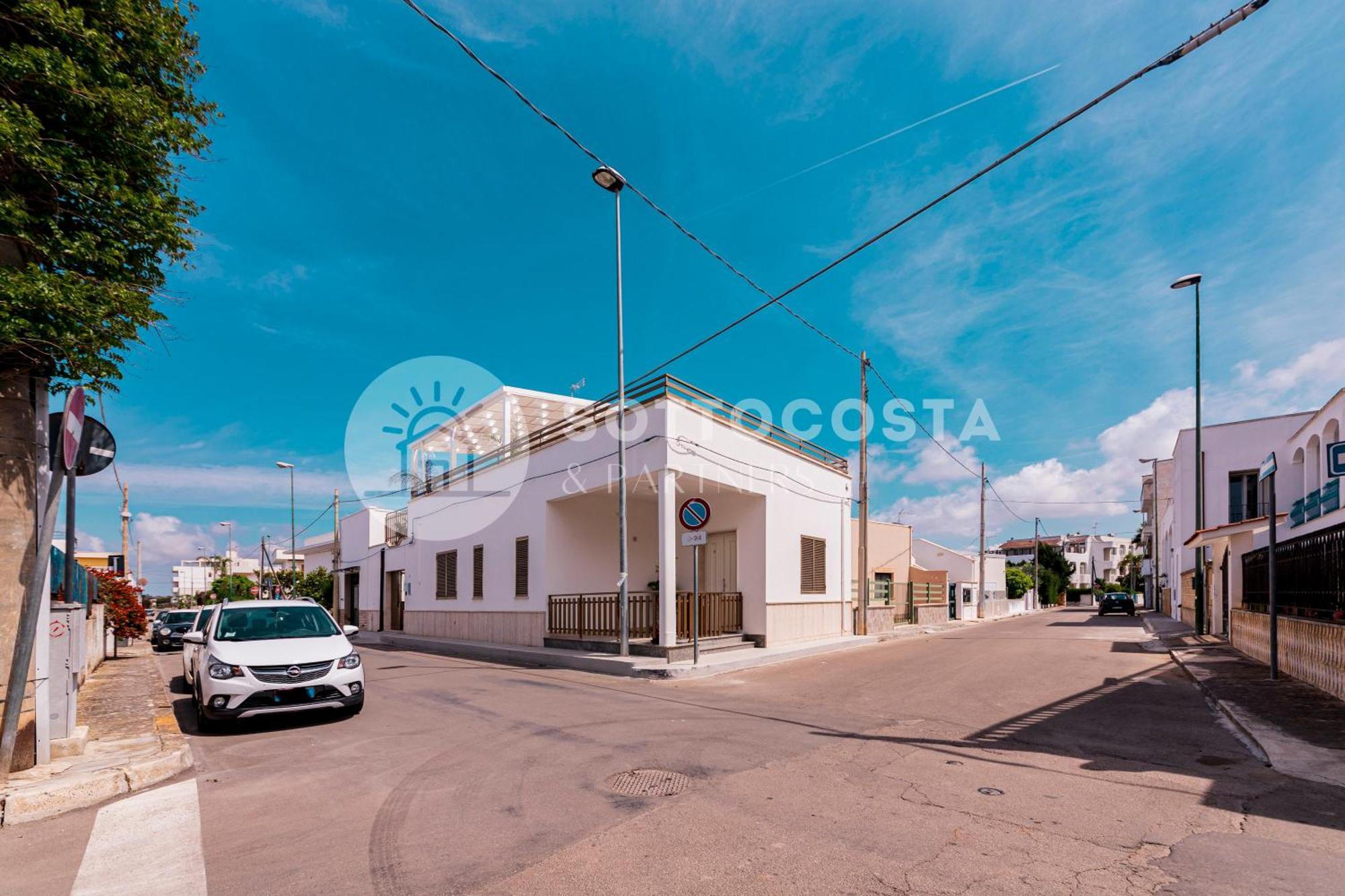 Lory'S House Hotel Porto Cesareo Exterior photo